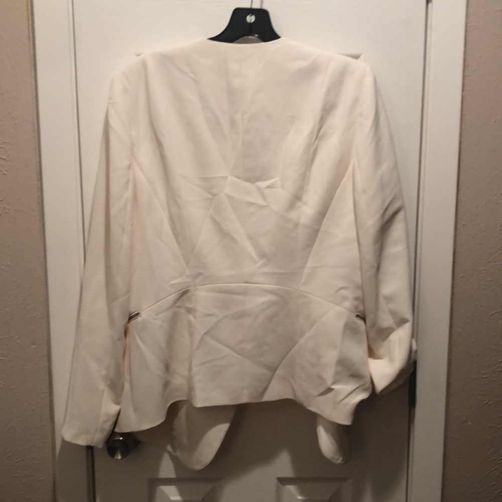Cream color jacket - Picture 4 of 4